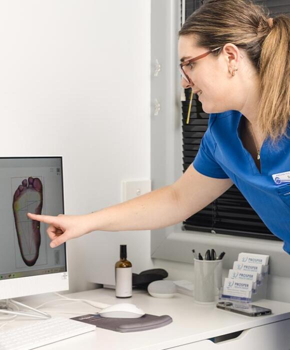 Heel pain diagnosis by Prosper Health Group podiatrist in Geelong